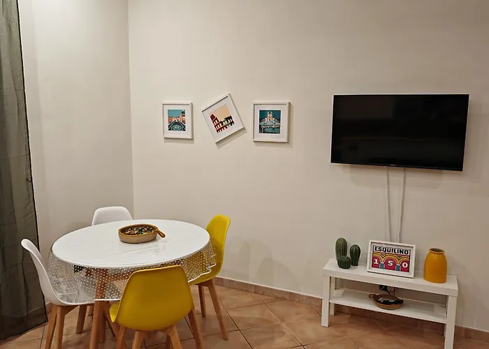 Milena's Center Appartement *